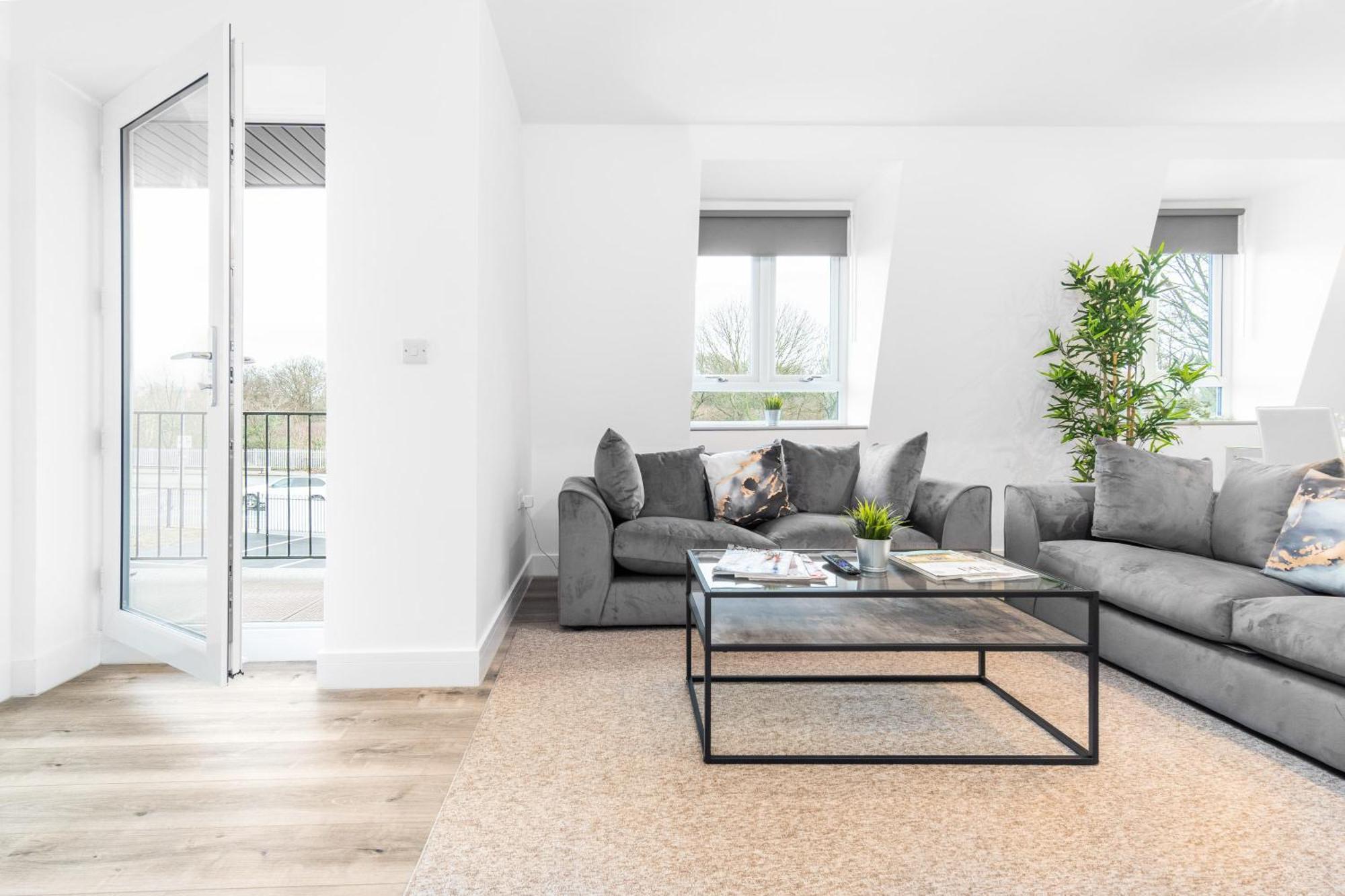 Stylish 2 Bedroom Apartment - Balcony - Secure Parking - Top Rated - 5Mc Birmingam Exterior foto